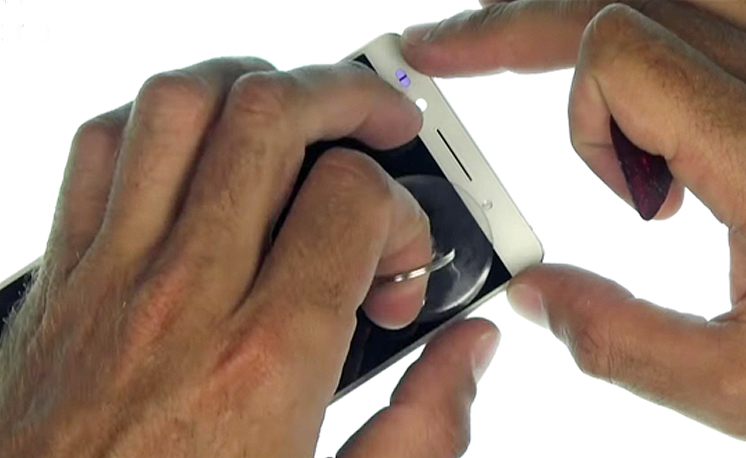 Changement d'écran (vitre+LCD) sur Honor 7 photo 1