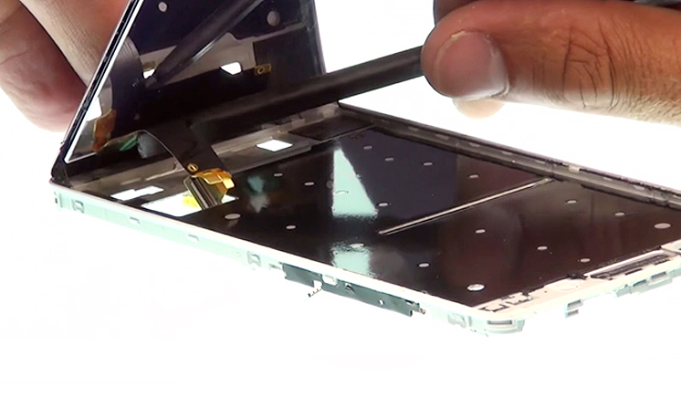 Changement d'écran (vitre+LCD) sur Honor 7 photo 1