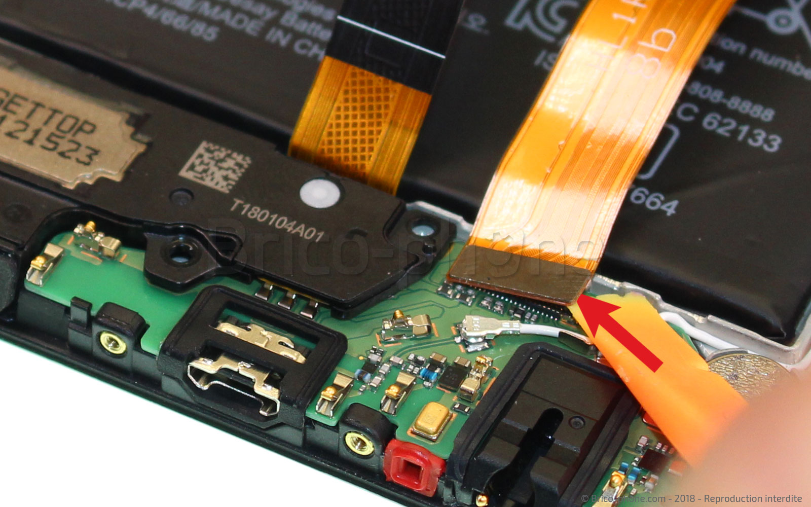 Changement d'écran (vitre+LCD+batterie) sur Mate 10 Lite photo 3