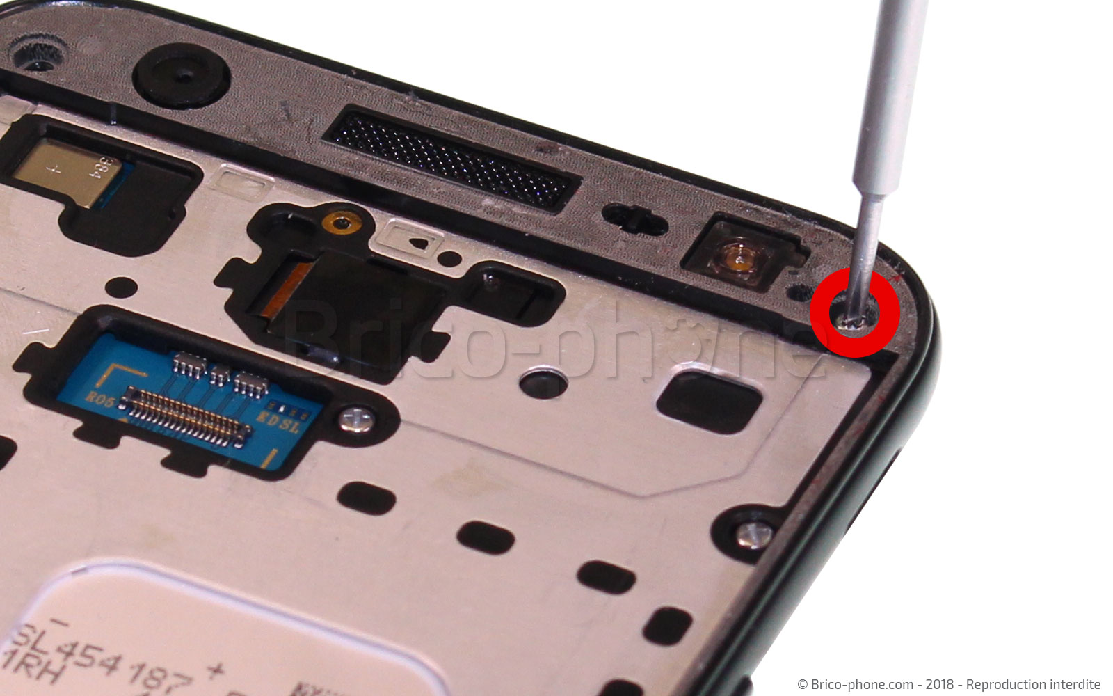 Changement de batterie sur Galaxy J3 2017 photo 2