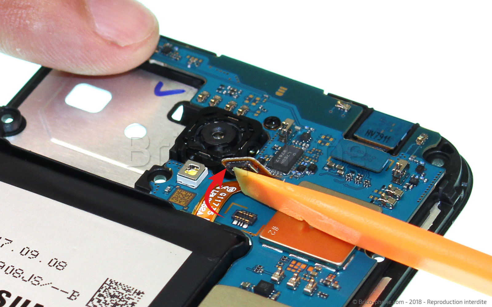 Changement de batterie sur Galaxy J3 2017 photo 2