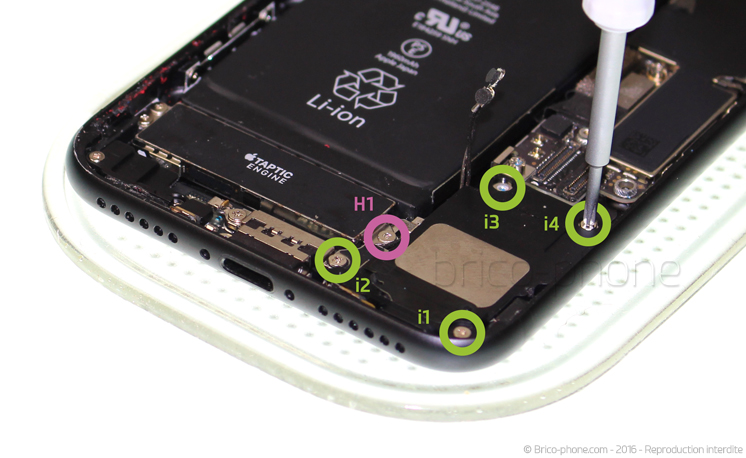 Changement du connecteur de charge sur iPhone 7 photo 1
