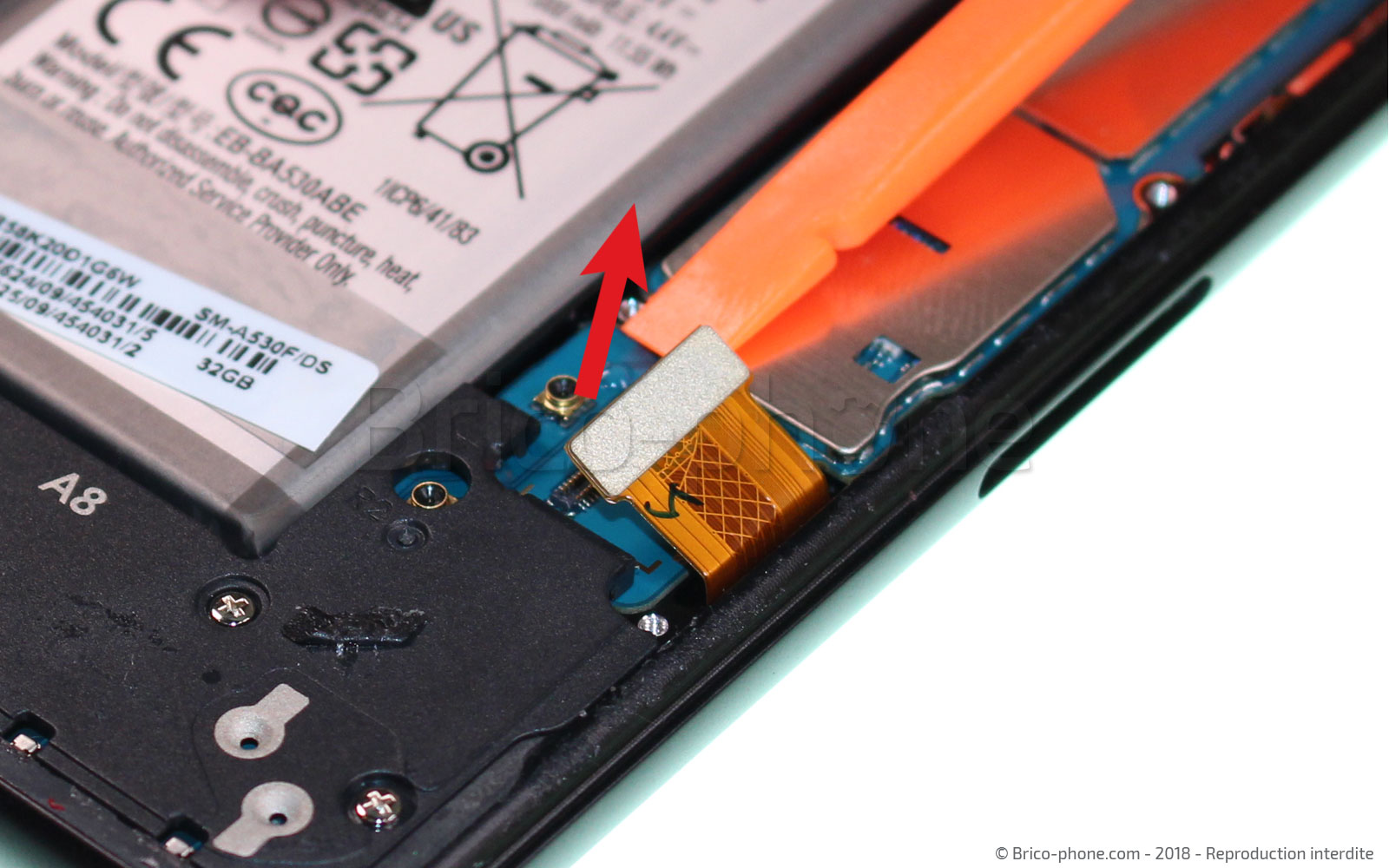 Changement d'écran (vitre+LCD) sur Galaxy A8 2018 photo 1