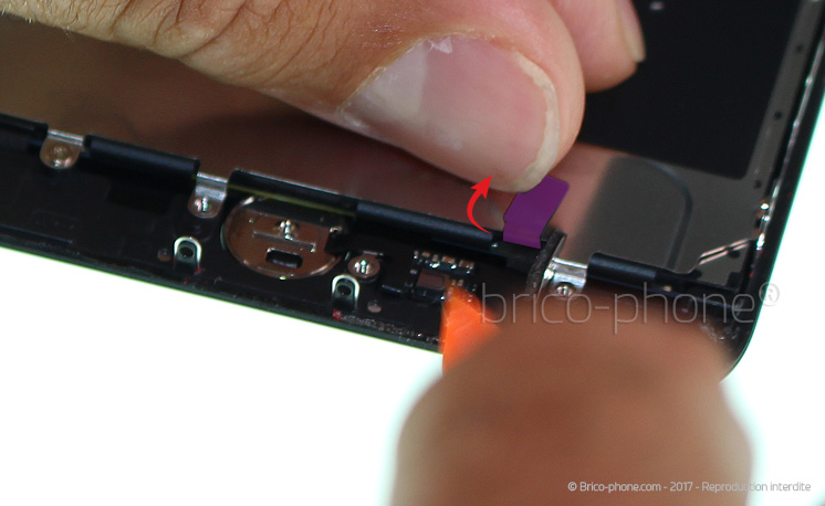 Changement d'écran (vitre+LCD) sans éléments prémontés sur iPhone 8 Plus photo 3