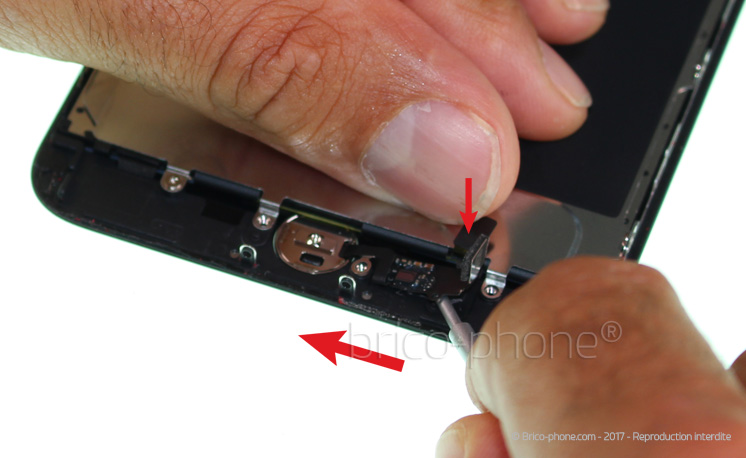 Changement d'écran (vitre+LCD) sans éléments prémontés sur iPhone 8 Plus photo 2