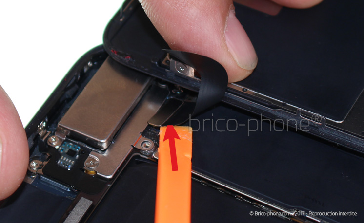 Changement de nappe induction sur iPhone 8 Plus photo 2