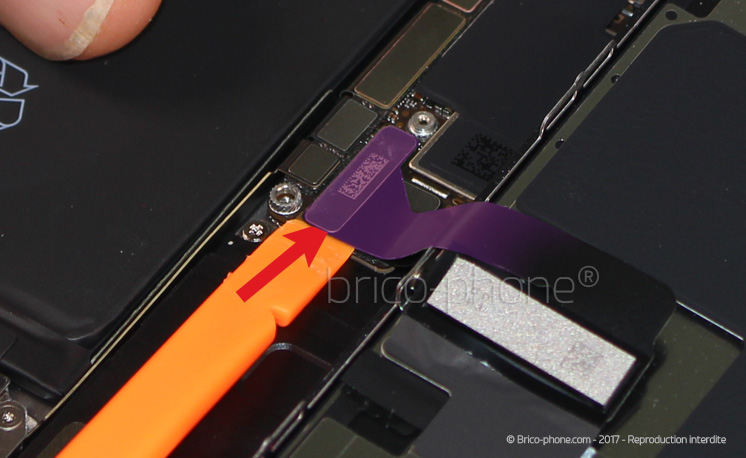 Changement du connecteur de charge sur iPhone 8 Plus photo 1