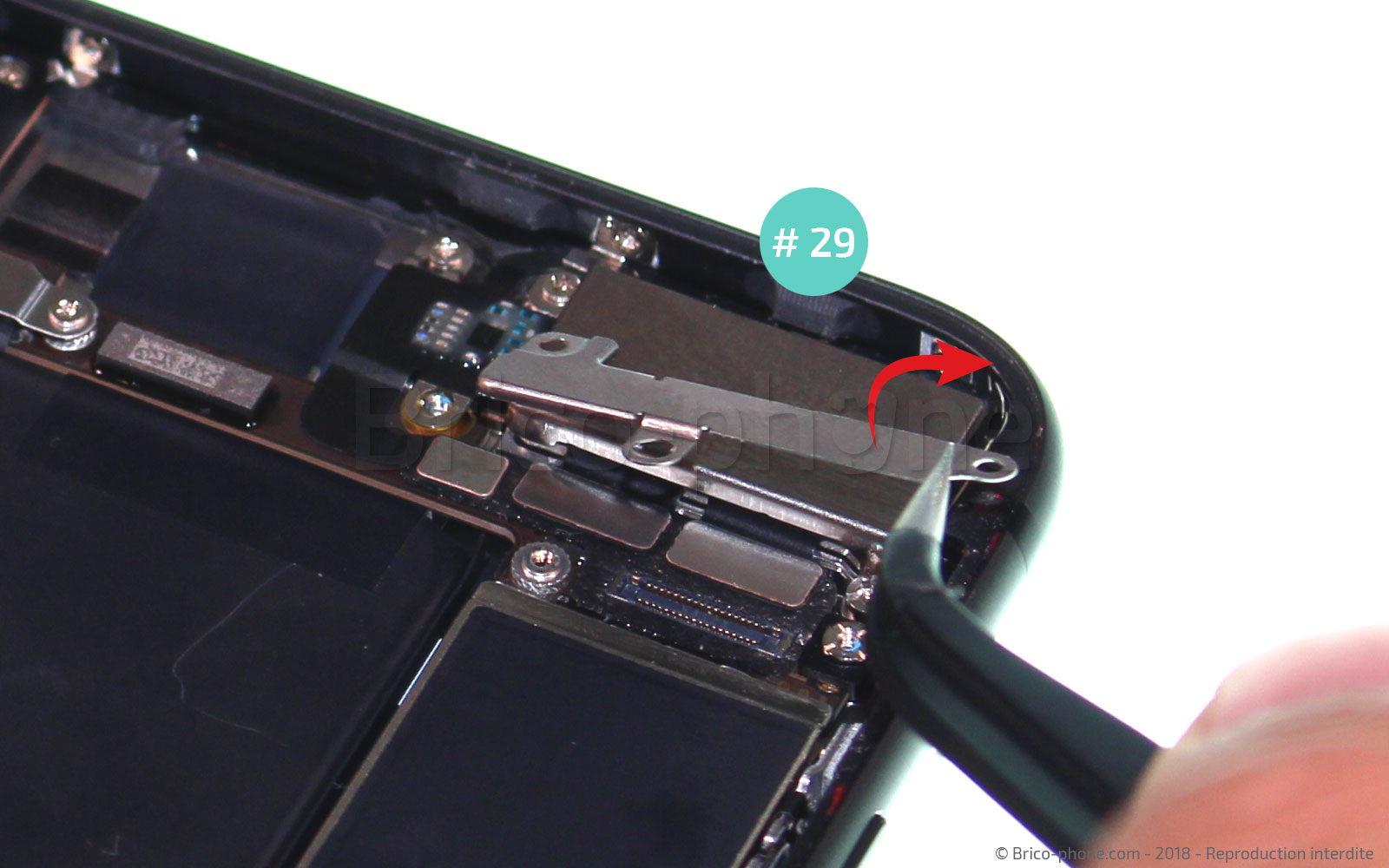 Changement d'antenne WiFi sur iPhone 8 Plus photo 2