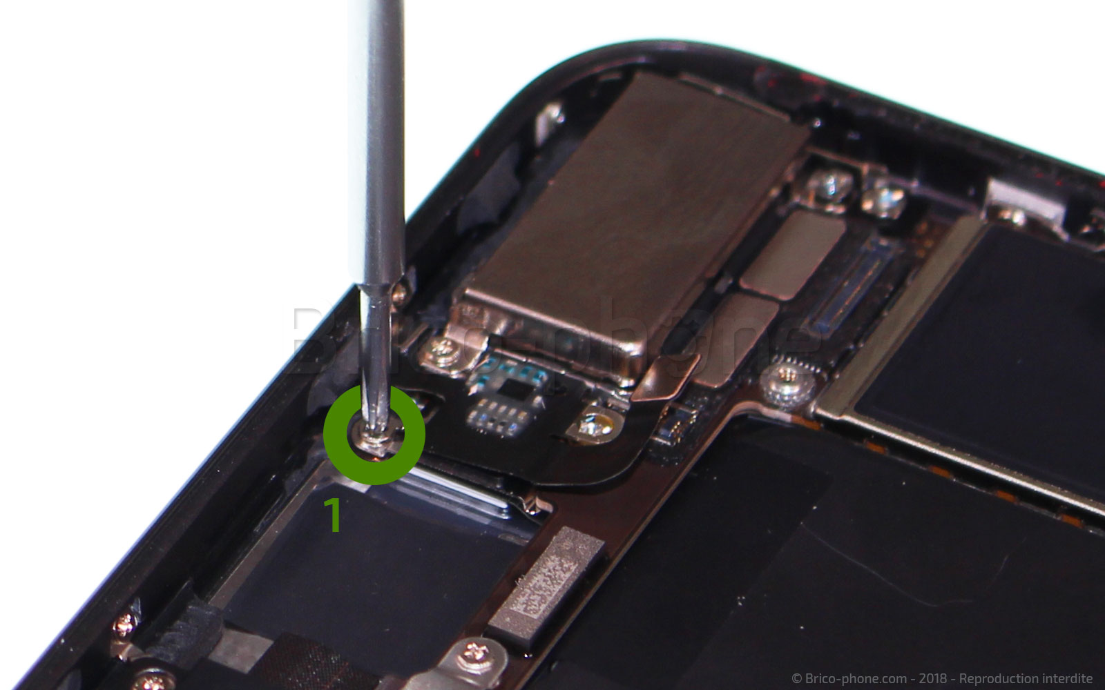 Changement d'antenne WiFi sur iPhone 8 Plus photo 2