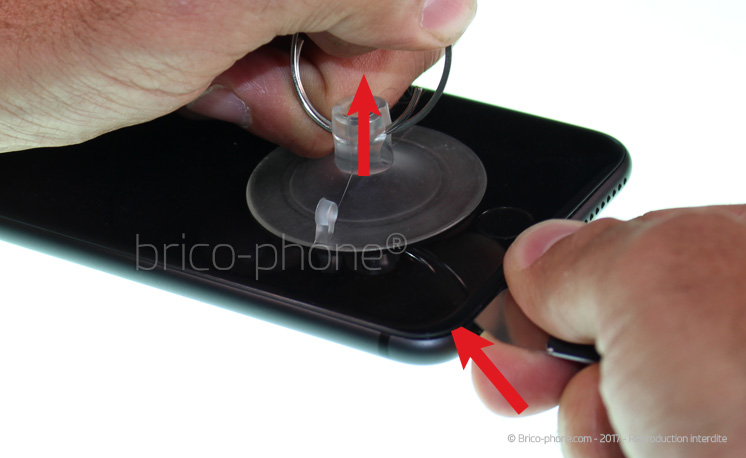 Désoxydation de la carte mère sur iPhone 8 Plus photo 3