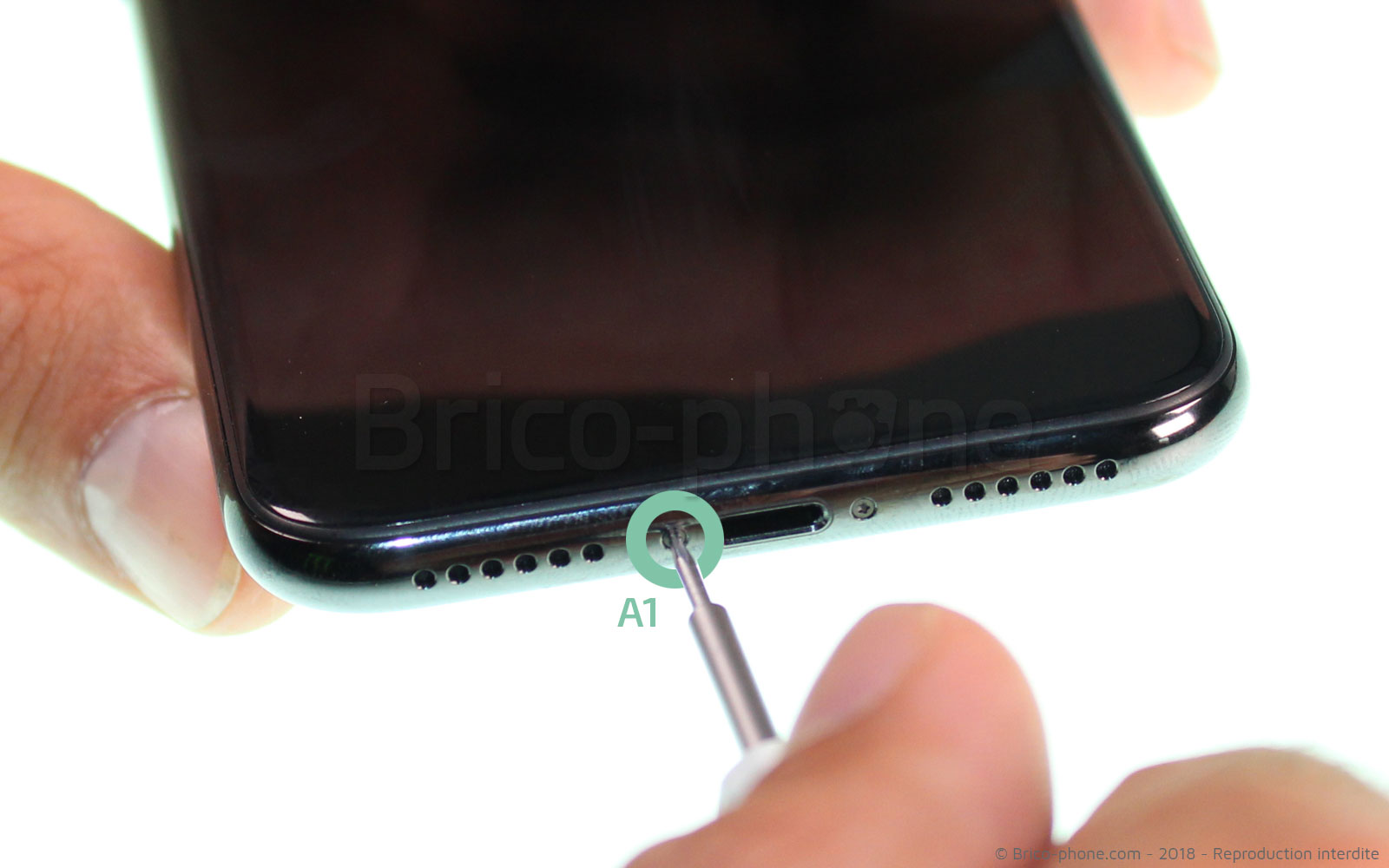 Changement du connecteur de charge sur iPhone X photo 1