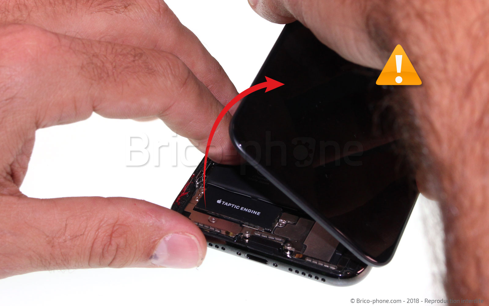 Changement du vibreur Taptic Engine sur iPhone X photo 1