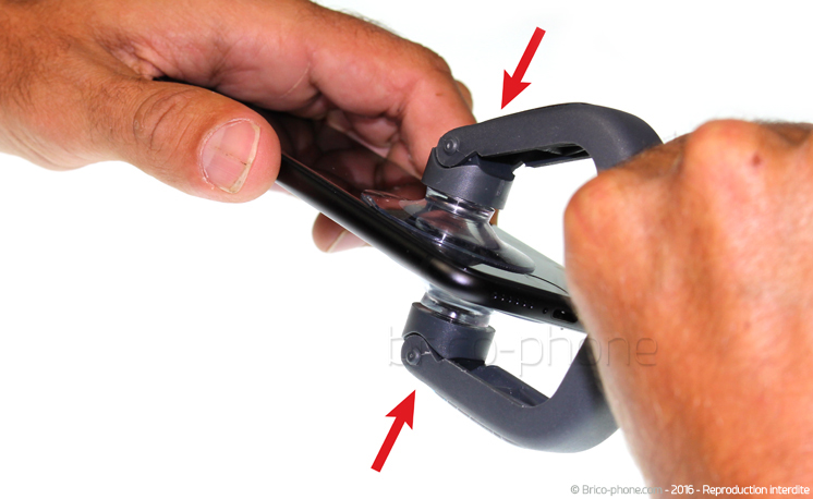 Changement de nappe du bouton Home sur iPhone 7 photo 1