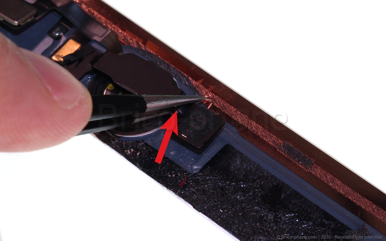 Changement de vitre sur iPad 6 2018 photo 3