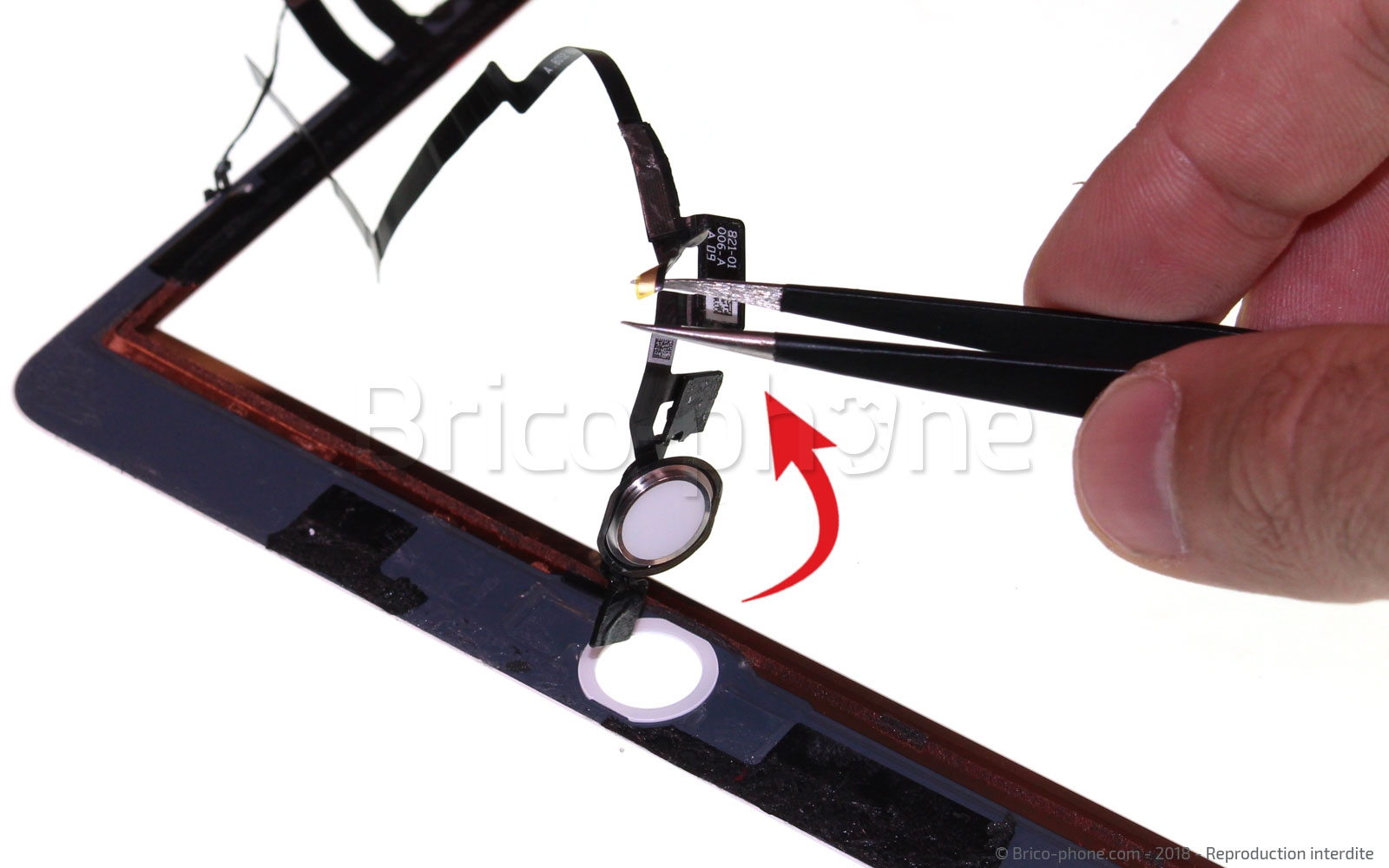 Changement de vitre sur iPad 6 2018 photo 3