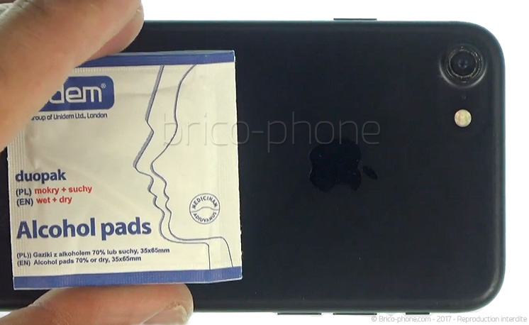 Changement de lentille de protection d'appareil photo sur iPhone 7 photo 2