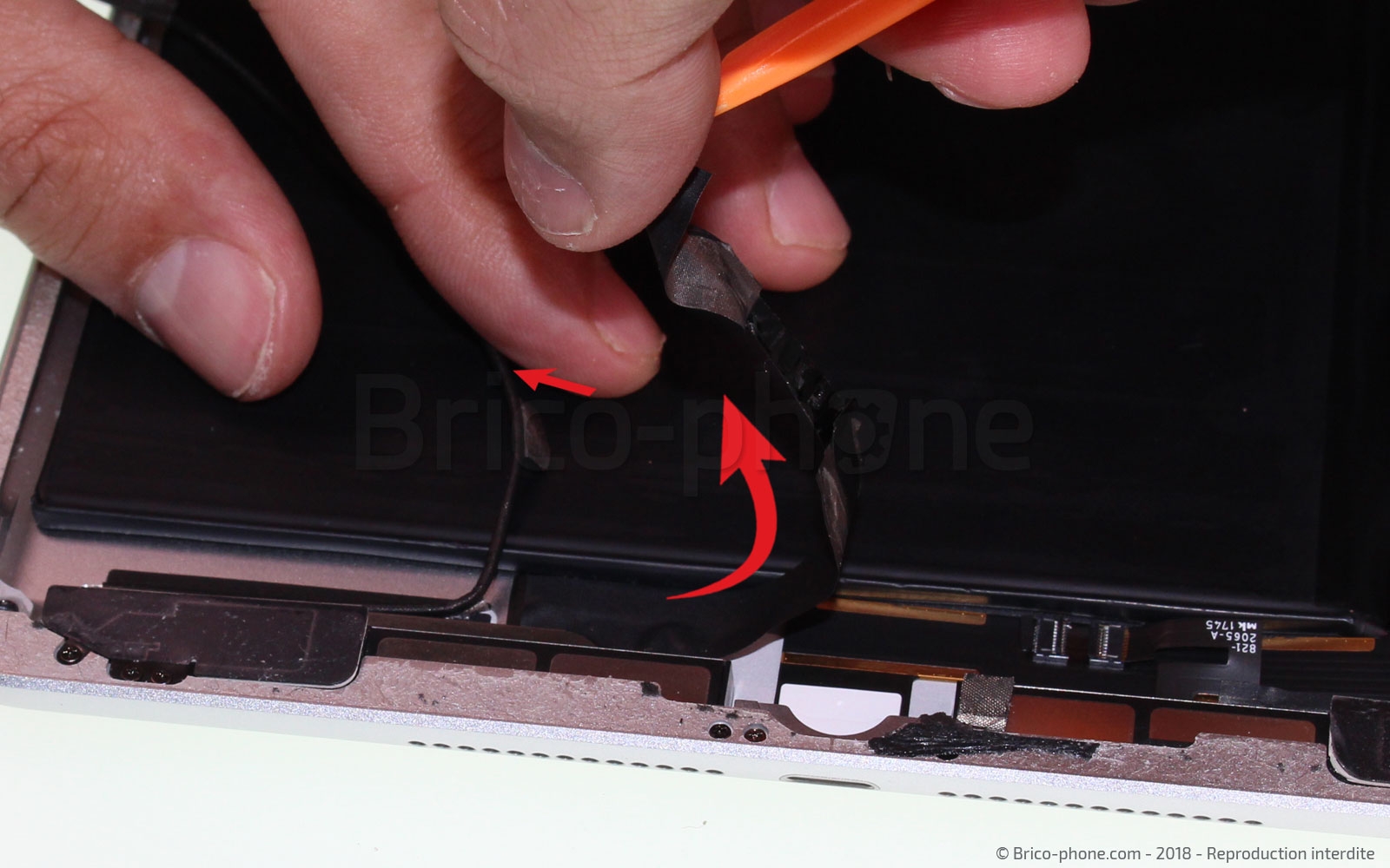 Démontage Complet sur iPad 6 2018 photo 2