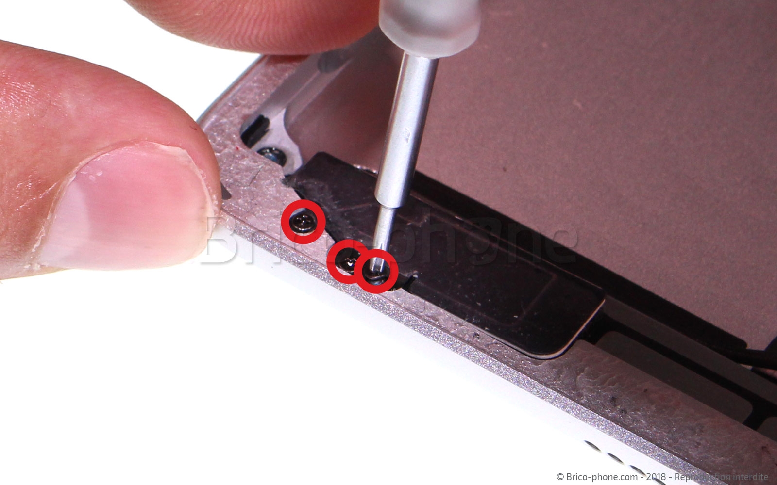 Démontage Complet sur iPad 6 2018 photo 1