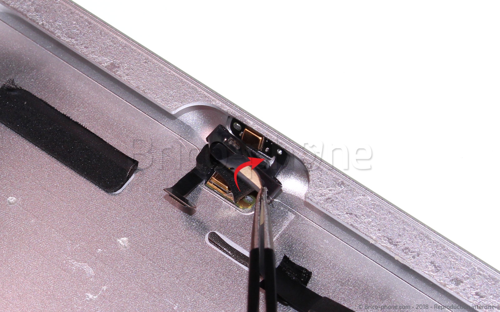 Démontage Complet sur iPad 6 2018 photo 2