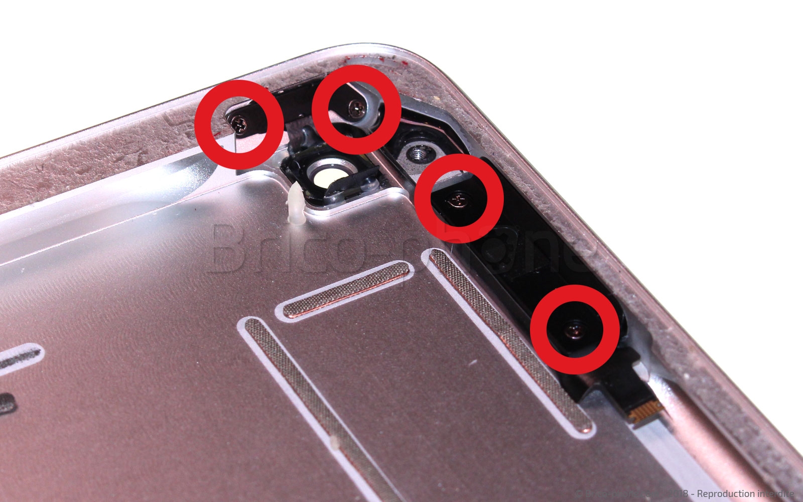 Démontage Complet sur iPad 6 2018 photo 1