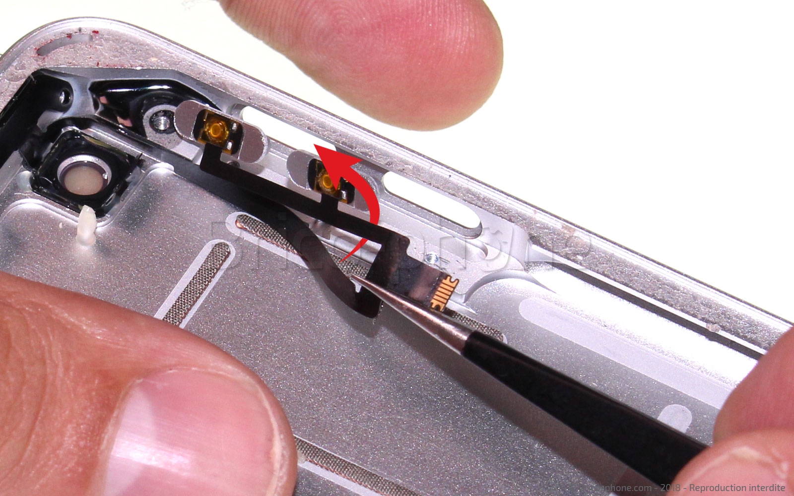 Démontage Complet sur iPad 6 2018 photo 1