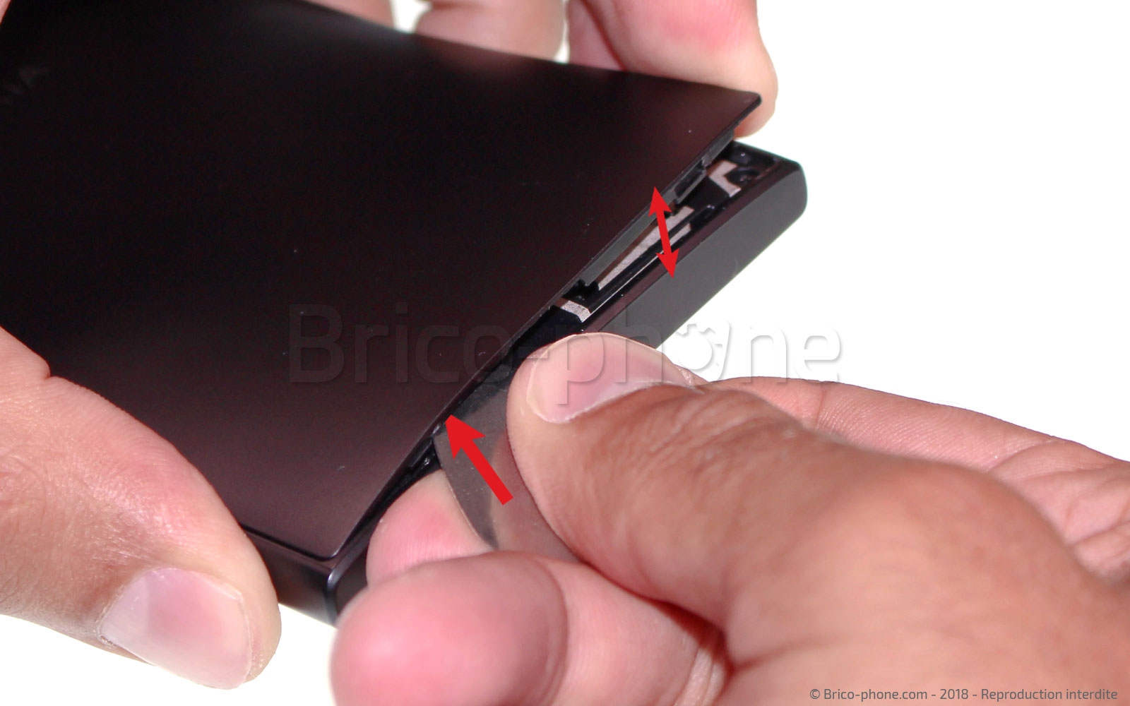 Changement de batterie sur Xperia L2 - L2 Dual photo 2