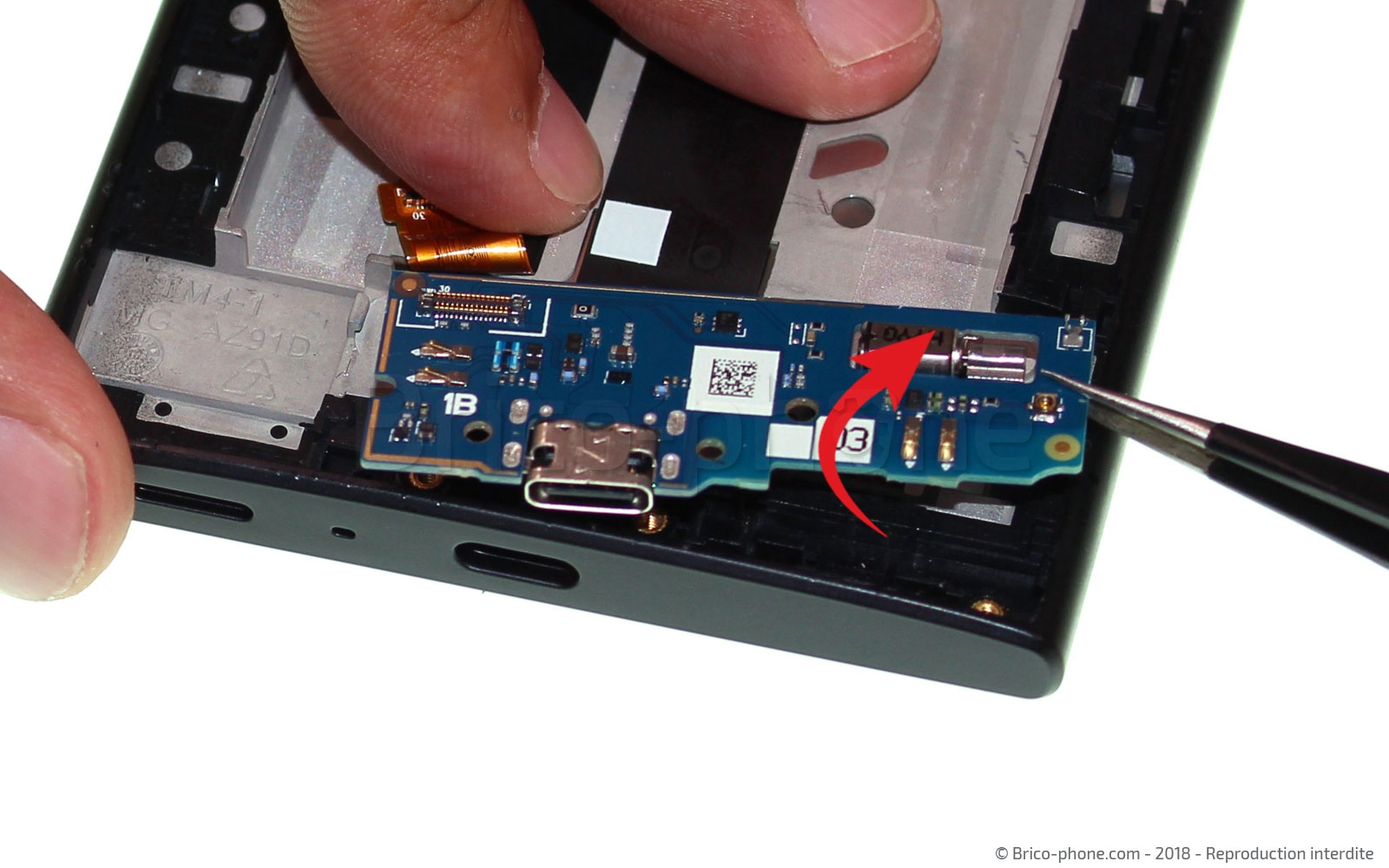 Changement d'écran (vitre+LCD) sur Xperia L2 - L2 Dual photo 3