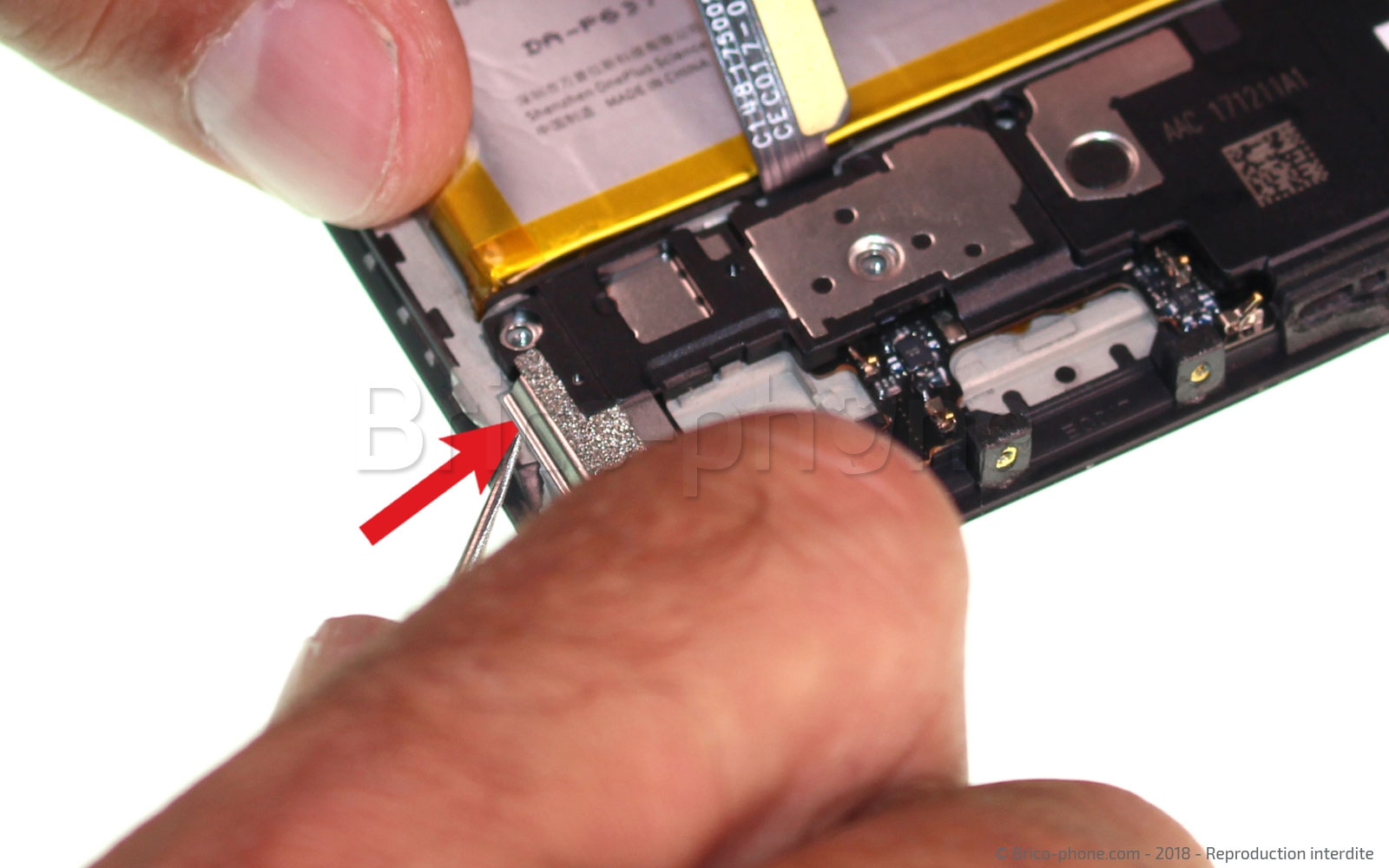 Changement d'écran (vitre+LCD) sur OnePlus 5T photo 2