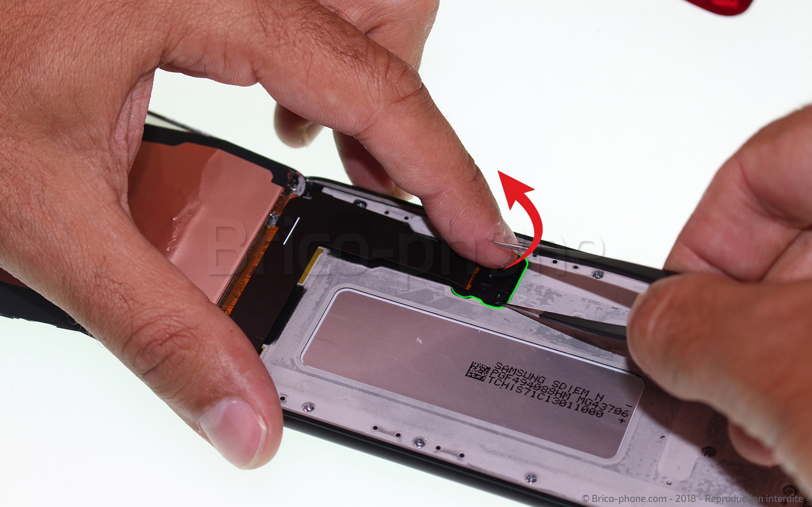 Changement d'écran (vitre+LCD) sur Galaxy A6 2018 photo 1