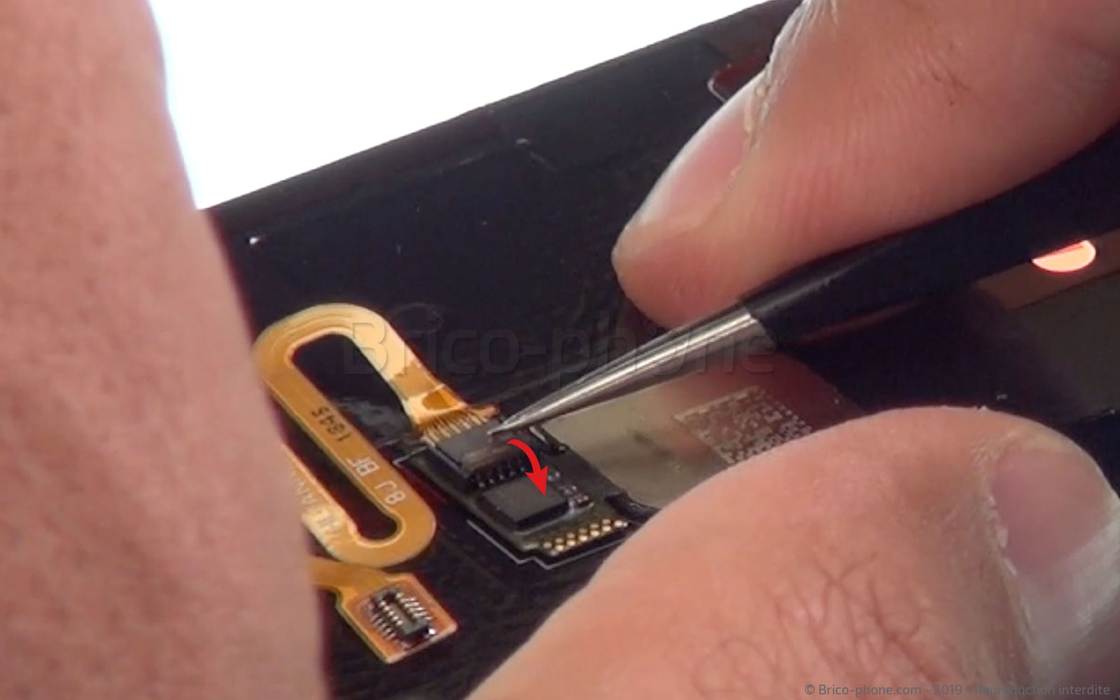 Changement de vitre arrière sur P20 lite photo 3