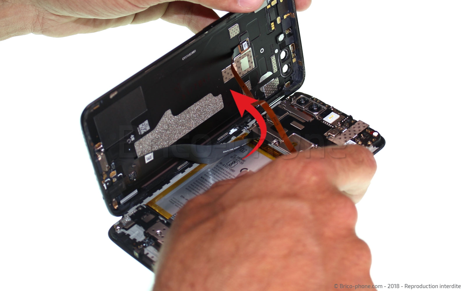 Changement de batterie sur OnePlus 5T photo 4