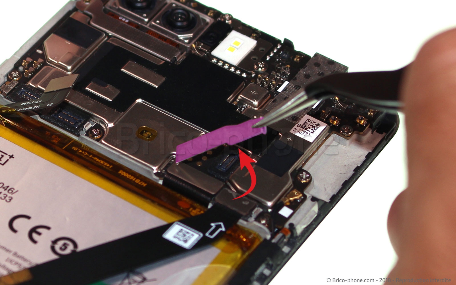 Changement de batterie sur OnePlus 5T photo 1