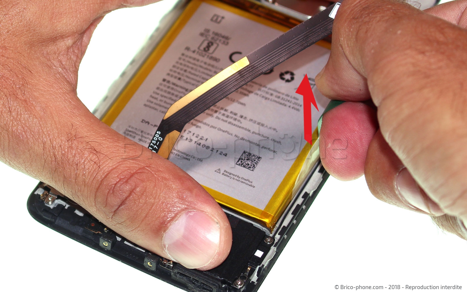 Changement de batterie sur OnePlus 5T photo 4