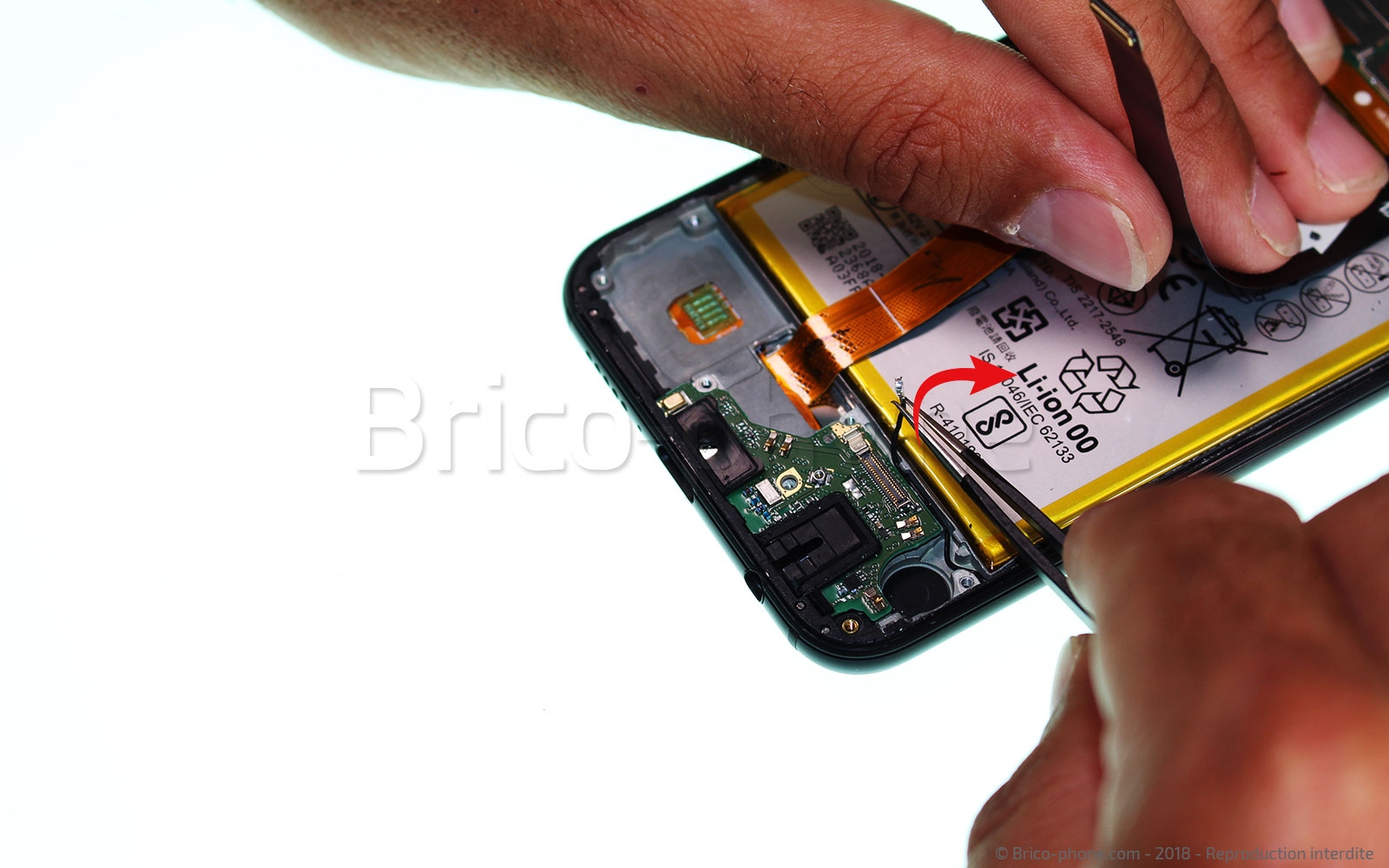 Changement du connecteur de charge et prise Jack sur P20 lite photo 3