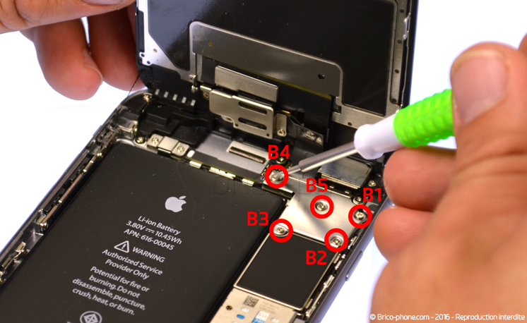 Changement de nappe bouton Home sur iPhone 6S Plus photo 1