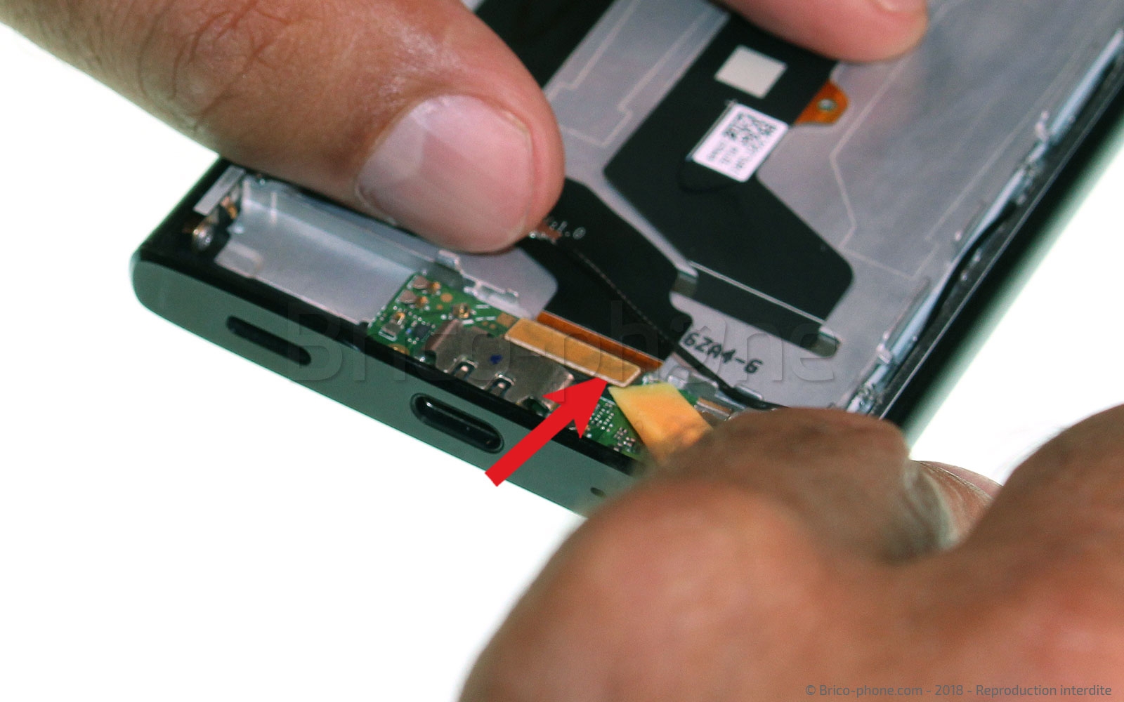 Changement d'écran (vitre+LCD) sur Xperia XA2 - XA2 Dual photo 2