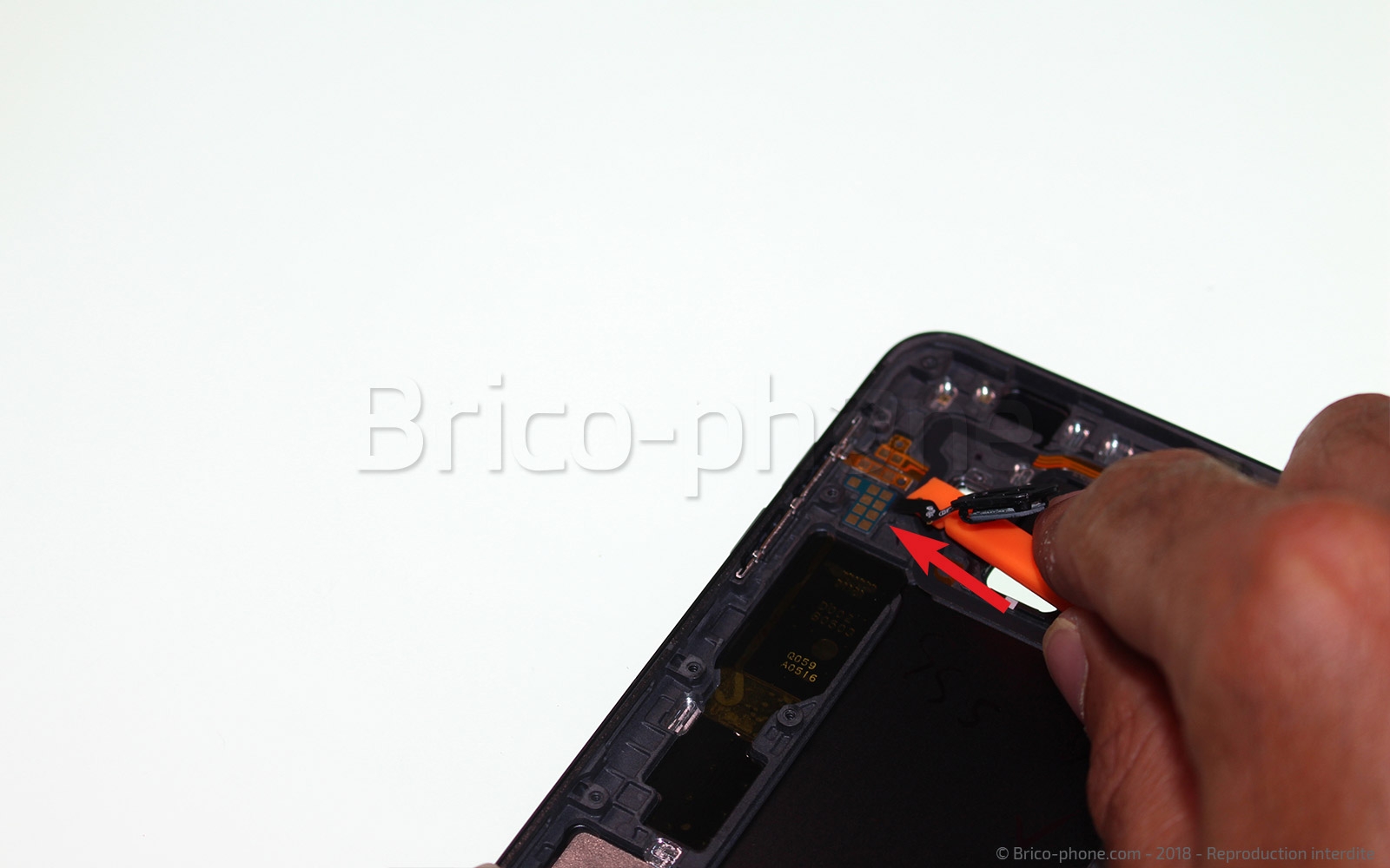 Changement du lecteur d'empreinte digitale sur Galaxy A6 2018 photo 2