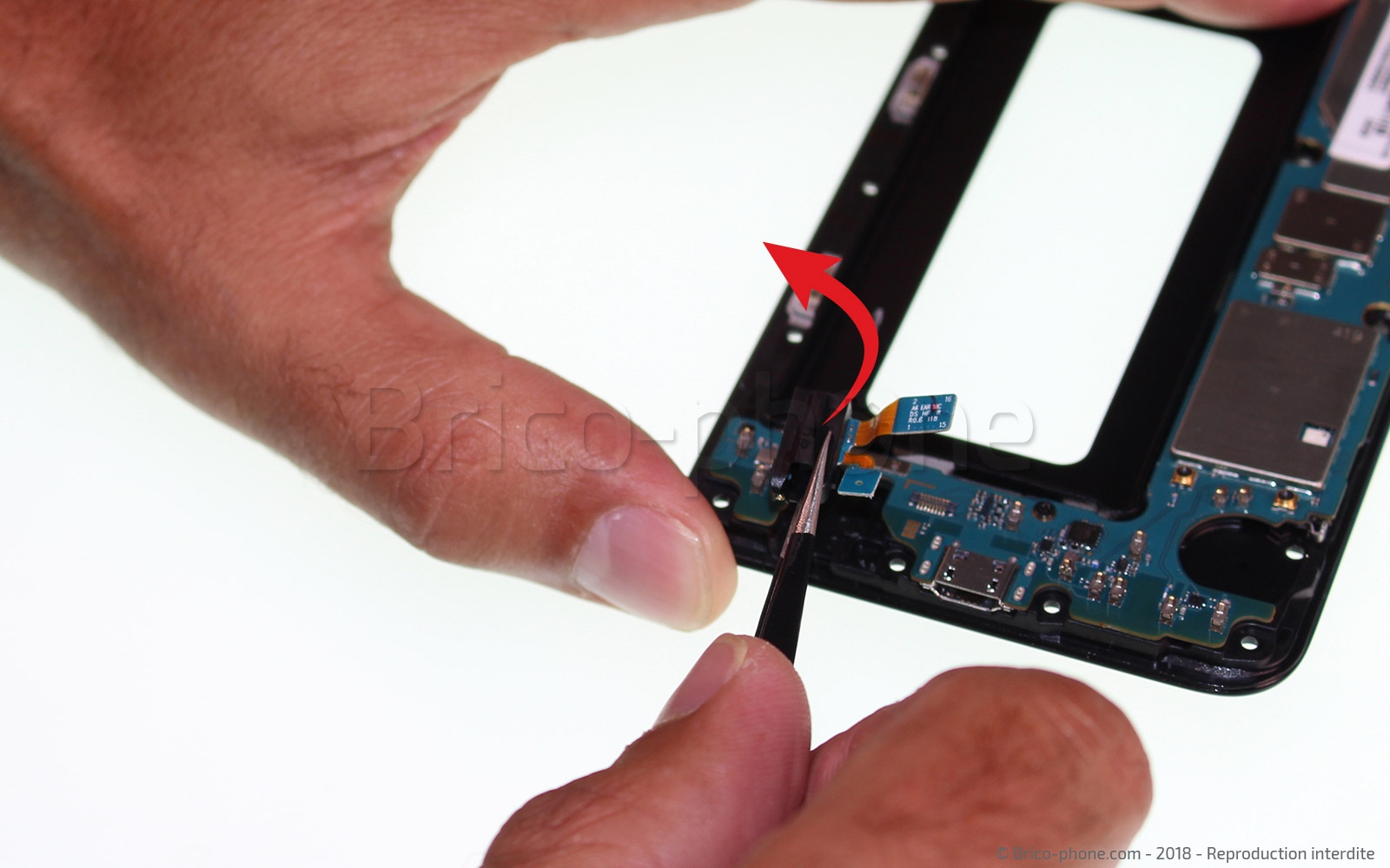 Changement de haut parleur externe sur Galaxy A6 2018 photo 3