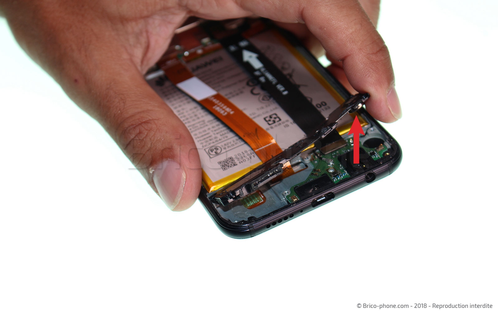 Changement d'écran (vitre+châssis+batterie) sur P20 lite photo 3