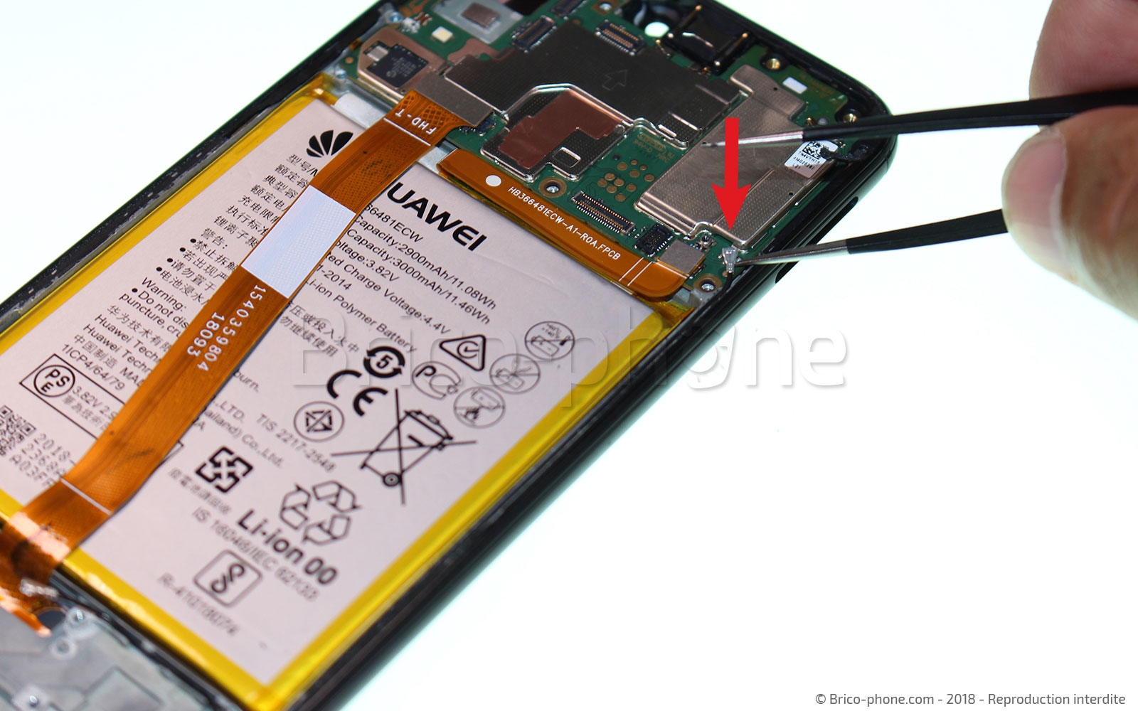 Changement d'écran (vitre+châssis+batterie) sur P20 lite photo 1