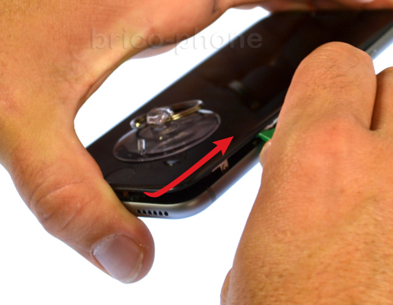 Changement d'écran complet pré-monté (châssis+vitre+LCD) sur iPhone 6S photo 3