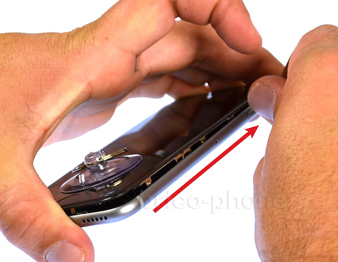 Changement d'écran complet pré-monté (châssis+vitre+LCD) sur iPhone 6S photo 4