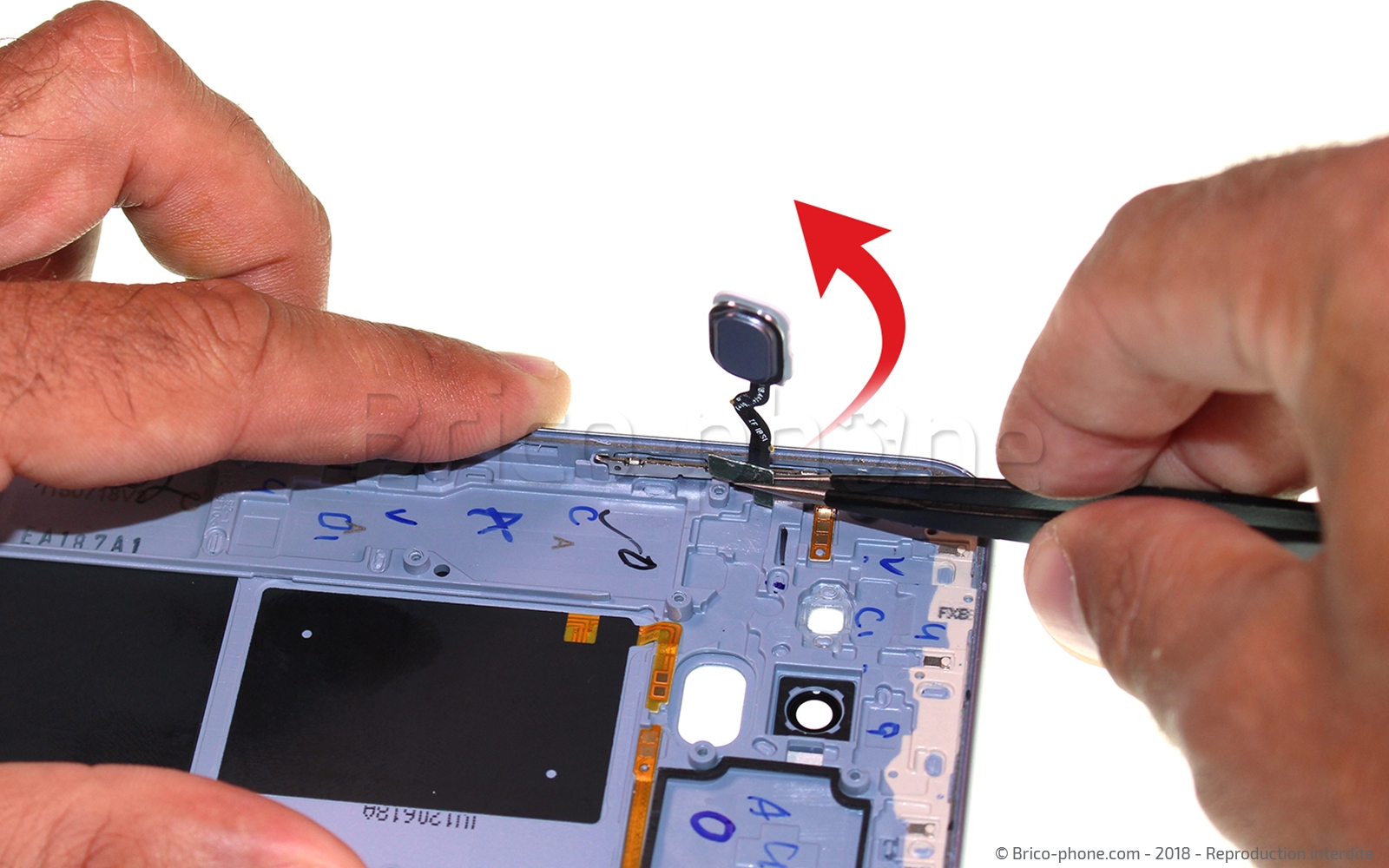 Changement de lecteur d'empreintes digitales sur Galaxy J6 photo 3