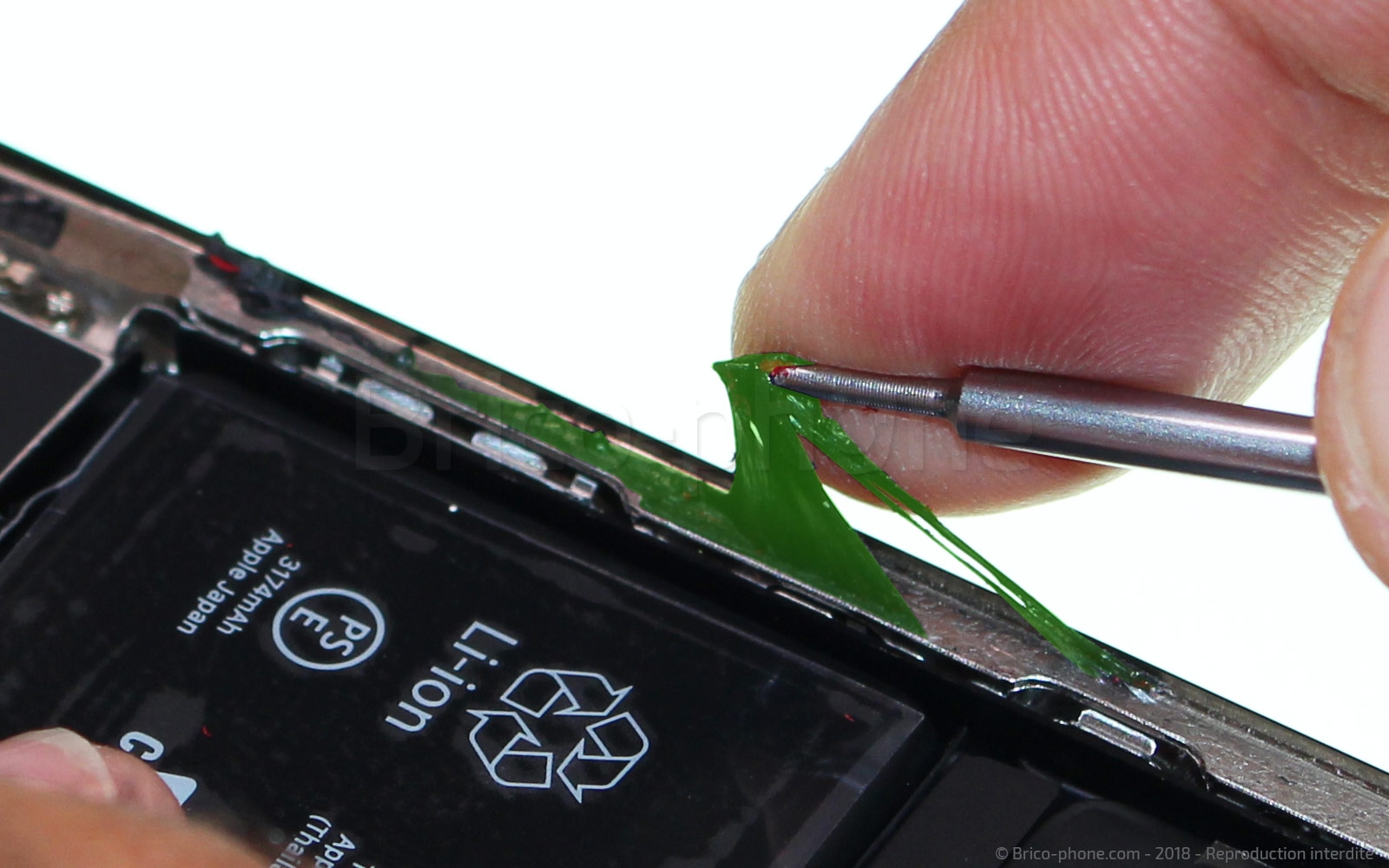 Changement de batterie sur iPhone XS Max photo 2