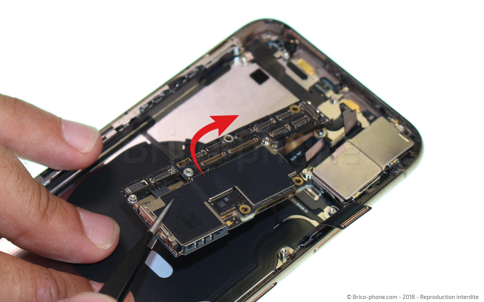 Changement du connecteur de charge sur iPhone XS photo 1