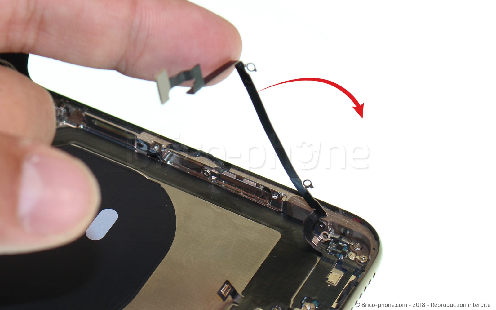 Changement du connecteur de charge sur iPhone XS photo 3