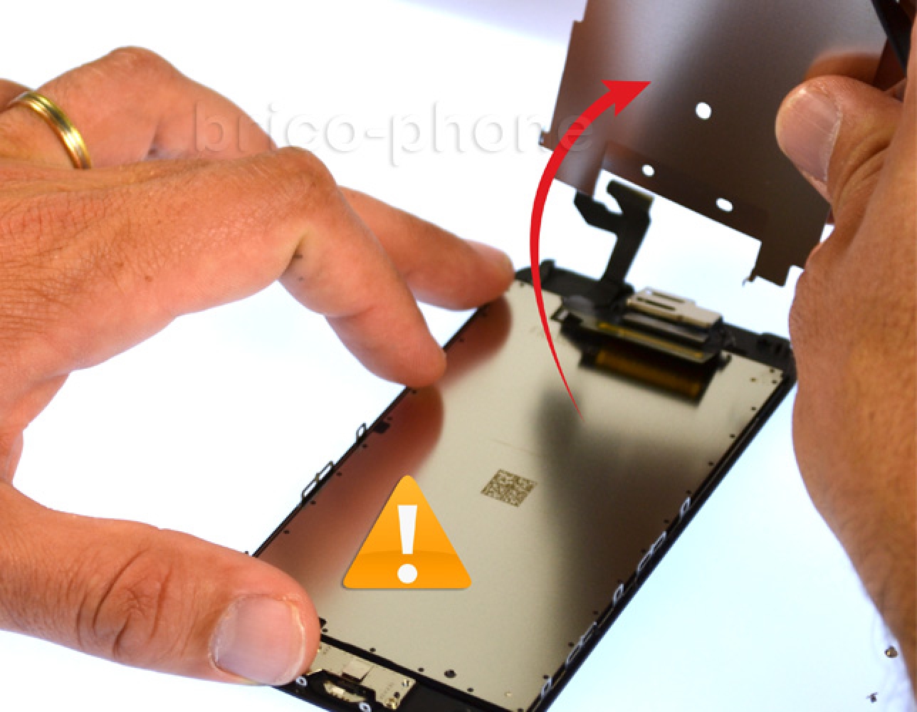 Changement d'écran (vitre+LCD) sans éléments prémontés sur iPhone 6S photo 3