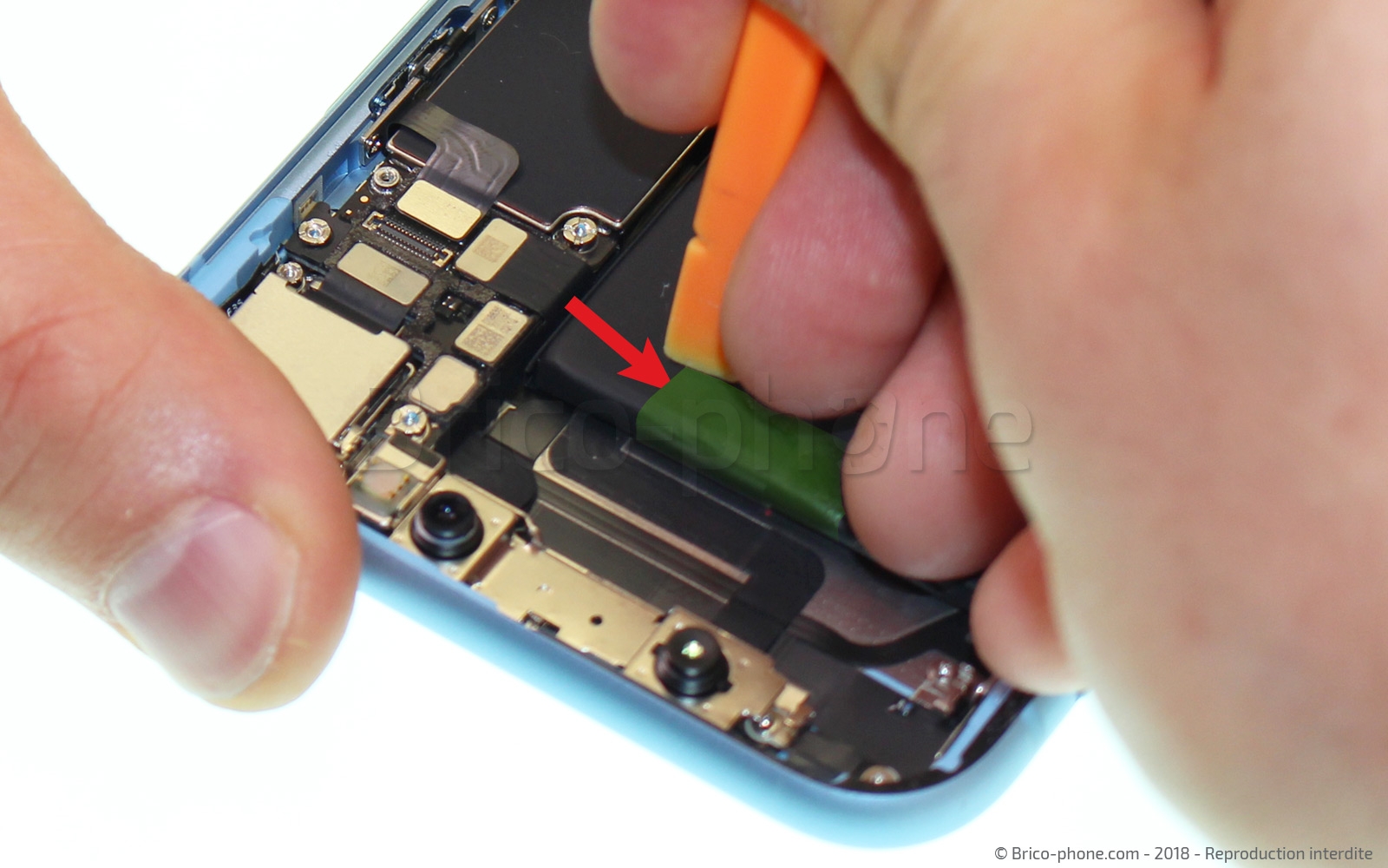 Changement de batterie sur iPhone XR photo 2