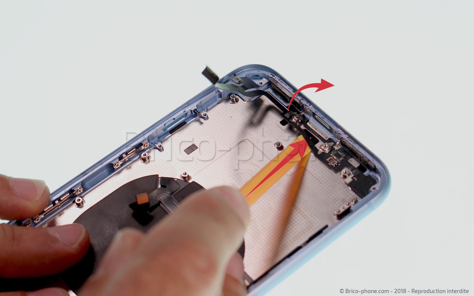 Changement d'antenne basse sur iPhone XR photo 2