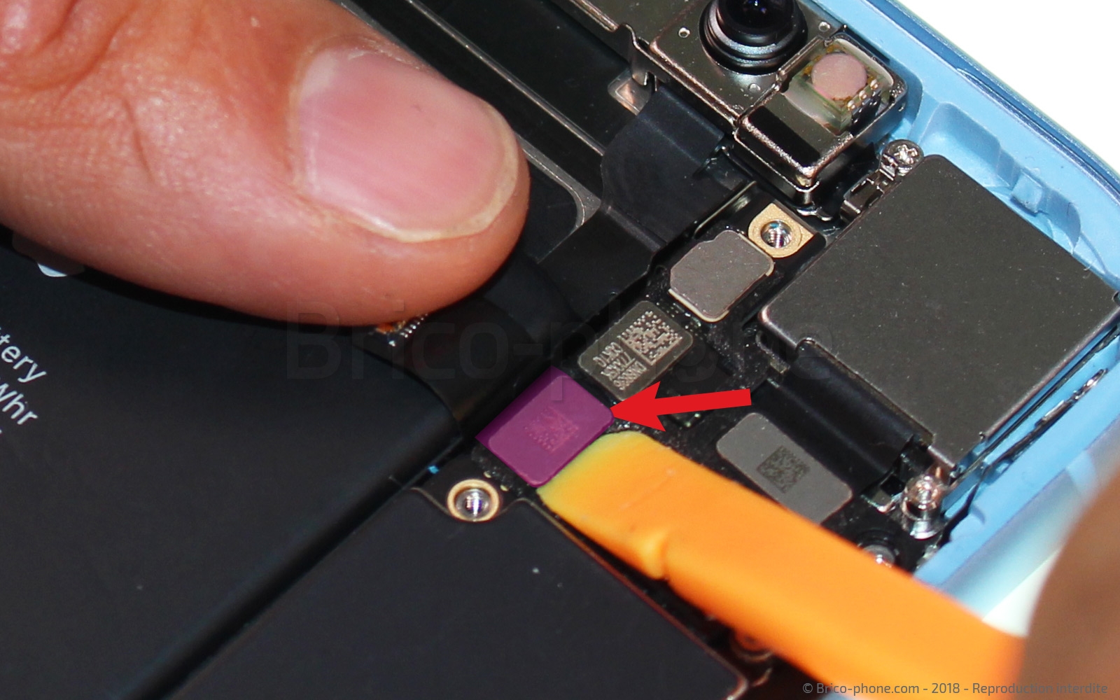 Changement d'antenne basse sur iPhone XR photo 4